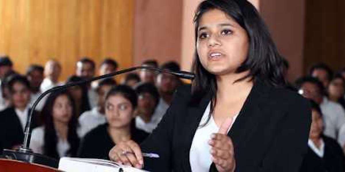 The Crucial Role of Choosing the Best Hotel Management Institute in Jaipur