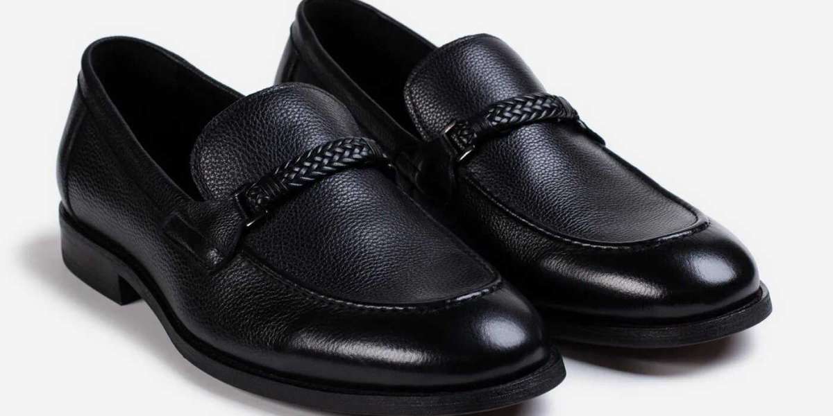 The Art of Polishing and Shining Men Formal Shoes