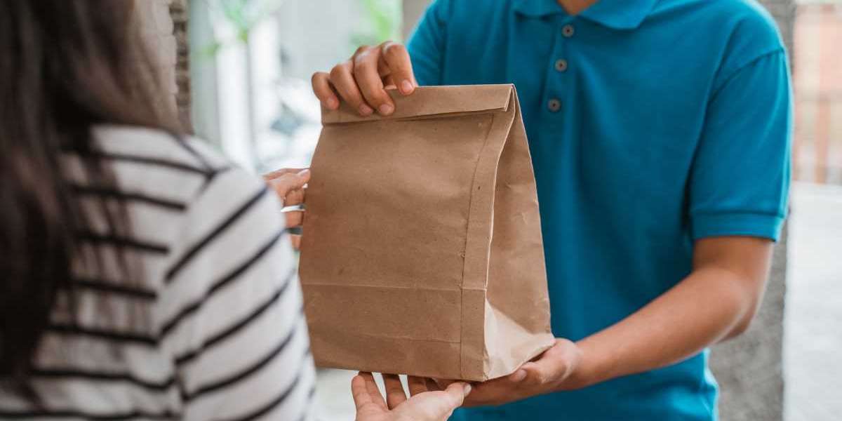 India Online Food Delivery Market Forecast 2024-2032: Trends, Drivers, Challenges, and Growth Opportunities