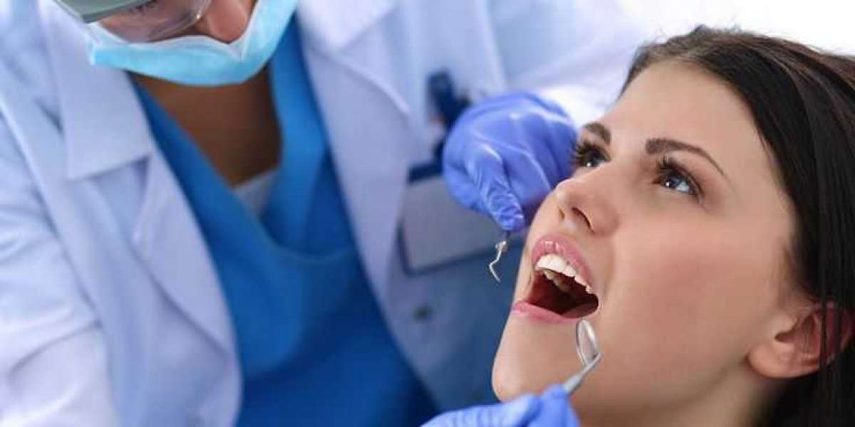 Dental Filling vs. Crowns: What's Best for You in Islamabad?