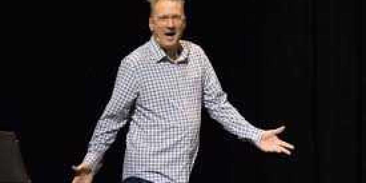 "Ryan Stiles' Impressive Net Worth: How the Comedy Star Built His Fortune"